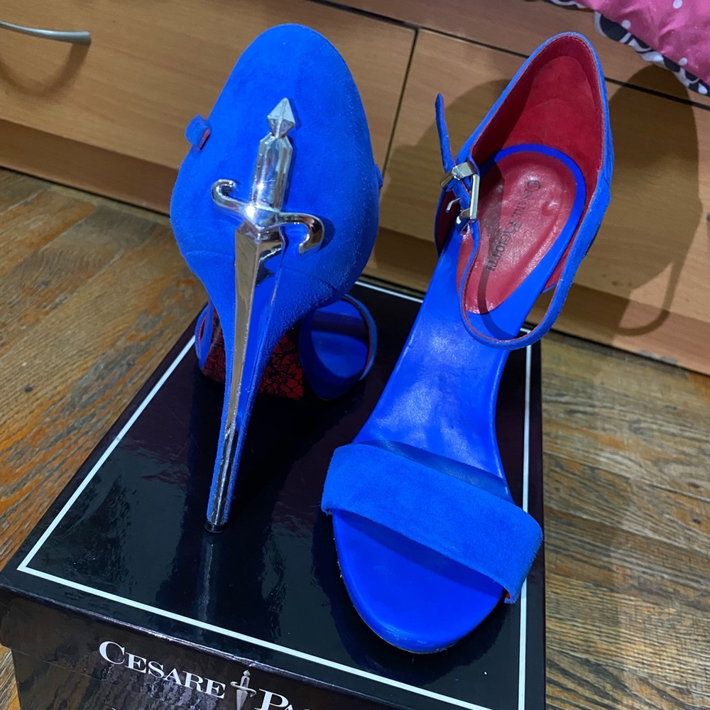 Rare Cesare Paciotti Silver Dagger Sandal Heels